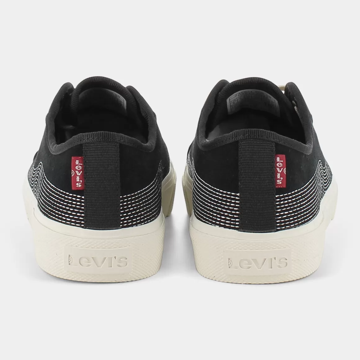 Nouveautés Levi's® Chaussures Decon Plus Lacets - Modèle 234204-709 en Noir Intense  

Édition limitée avec renforts contrastants et semelle ultra-légère, style urbain intemporel pour mouvement quotidien.