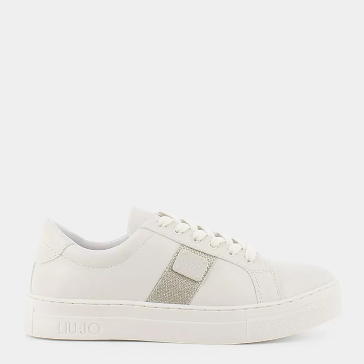 Baskets LIU-JO Alicia en cuir souple - Modèle 4A3707  
Nuances laiteuses et platine sur fond beige  
Chaussures décontractées avec un excellent rapport qualité-prix