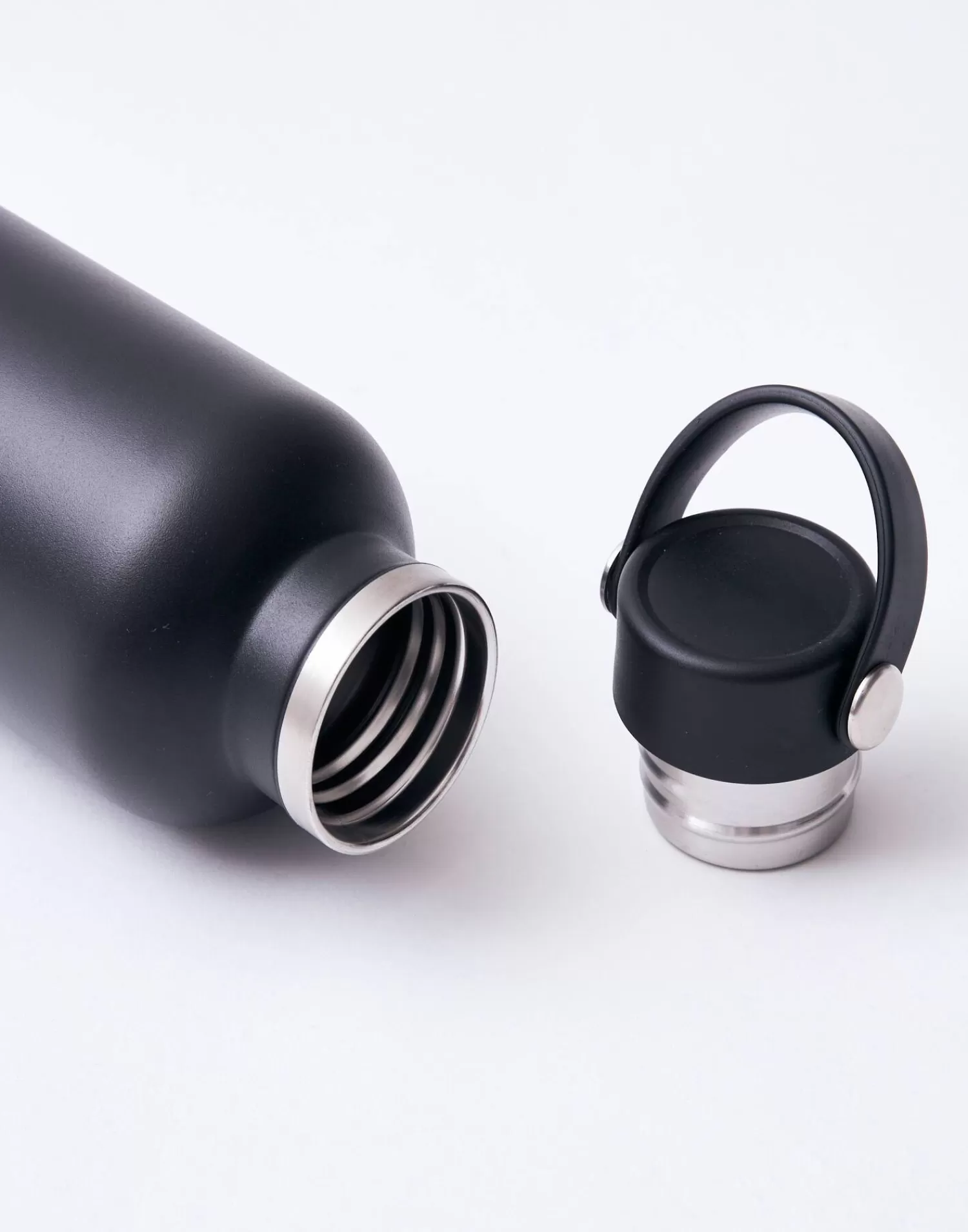 Gourde Éco-Responsable 500ml à Bouchon Sécurisé et Poignée Ergonomique - Collection Natura Essentielle