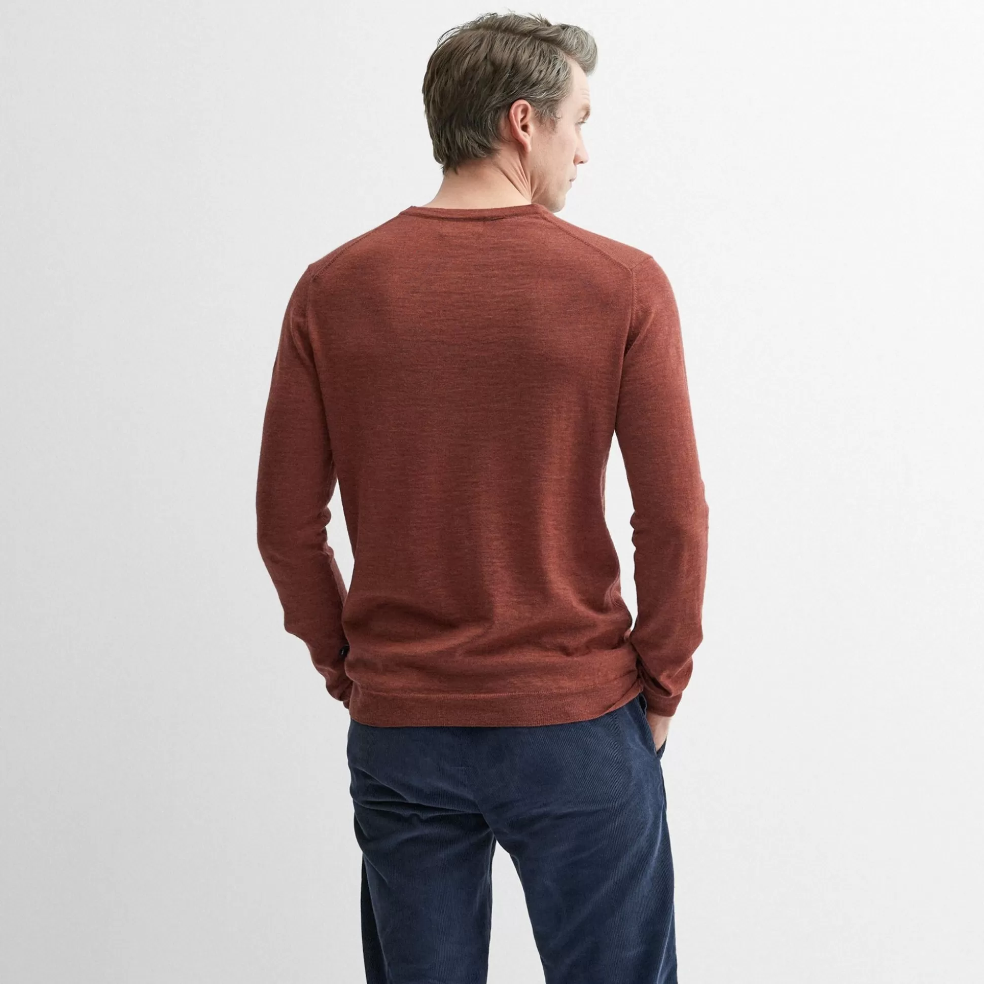 Élégance Bohème - Pull Oliver-Sweeney en Laine Rustique, Teinte Camber Automnal