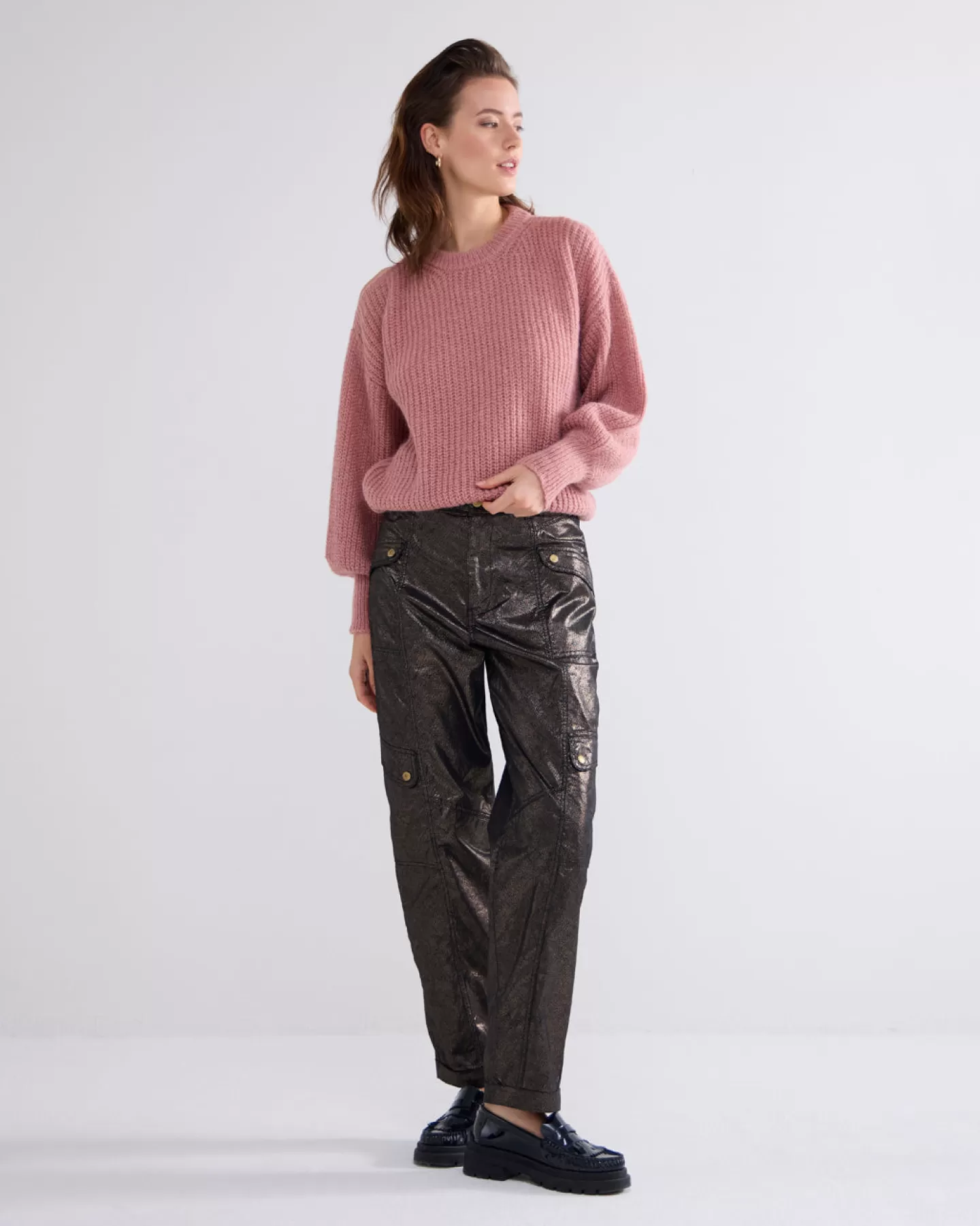 Pantalon Cargo Urbain Summum - Revêtement Métallisé Doré | Coupe Confortable pour Look Tendance - Collection Été 2024 - Taille Haute Élégante - Jaune Lumineux - Matériau Respirant