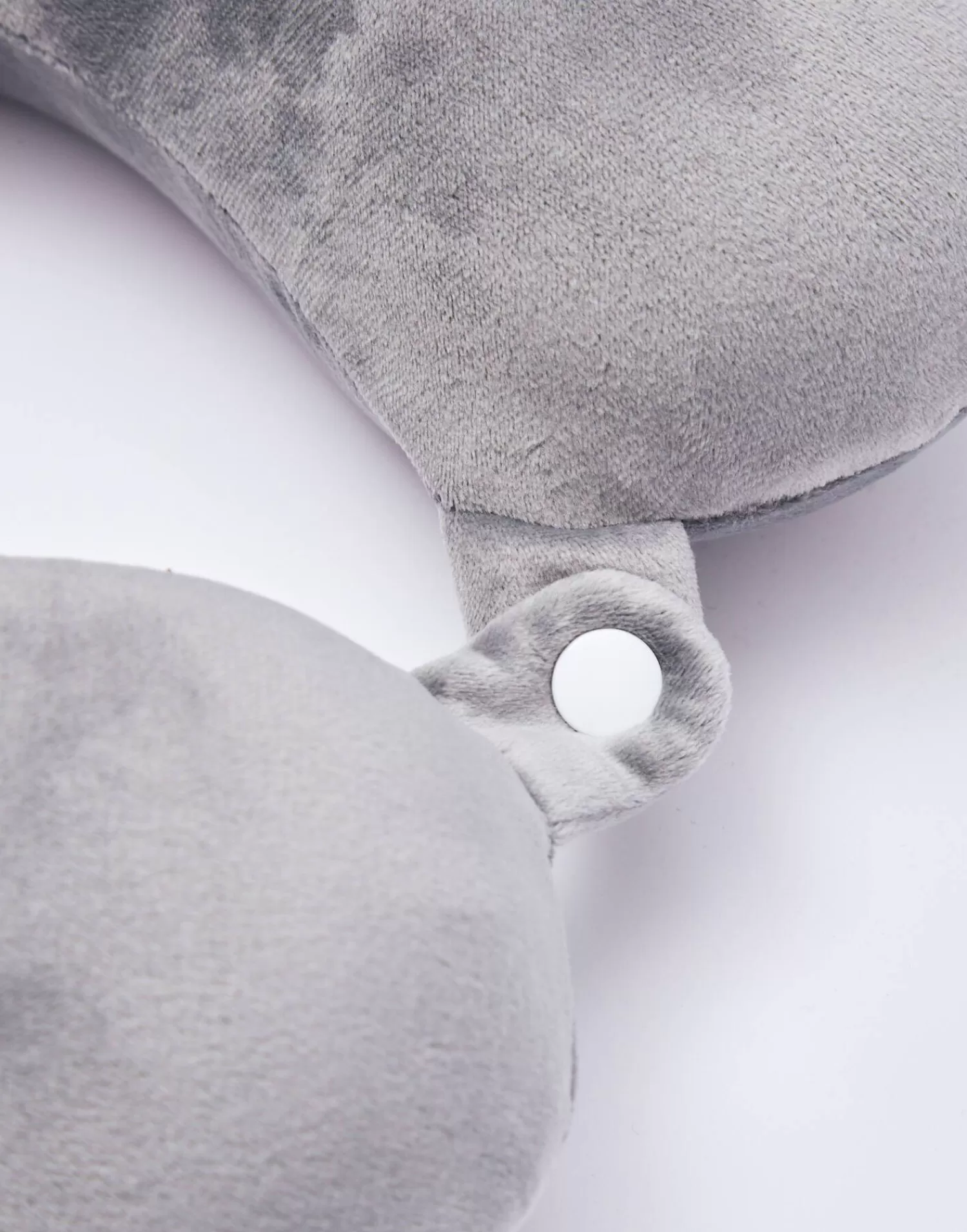Oreiller Cervical en Mousse Mémoire Velours - Confort Optimal pour un Sommeil Apaisé | Sélection Naturel