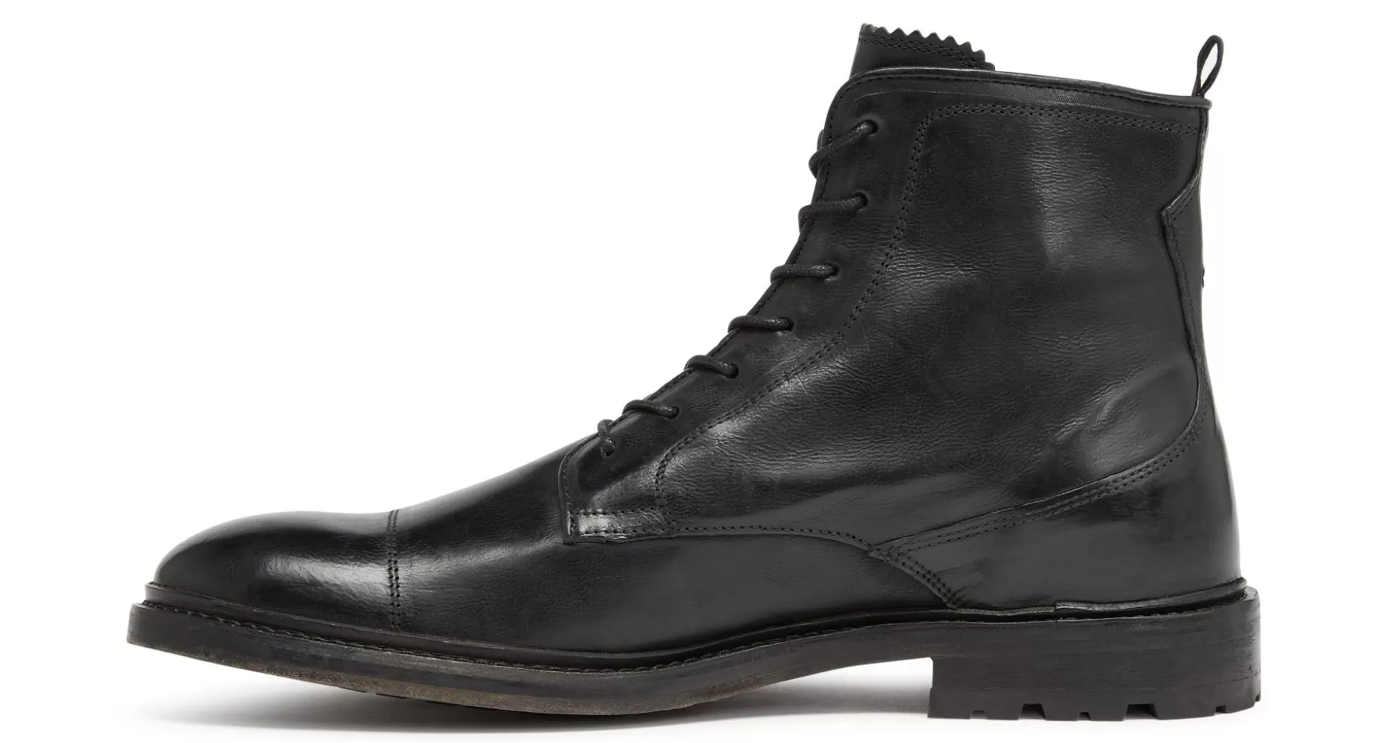 Bottes Oliver Sweeney Chaves - Cuir pleine fleur noir vernis, style urbain intemporel