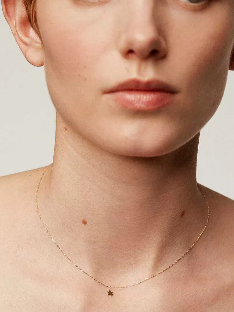 Collier Élégant Aristocrazy | Pendentif Étoile en Or Jaune 9 Carats - Création Dorée pour Style Unique