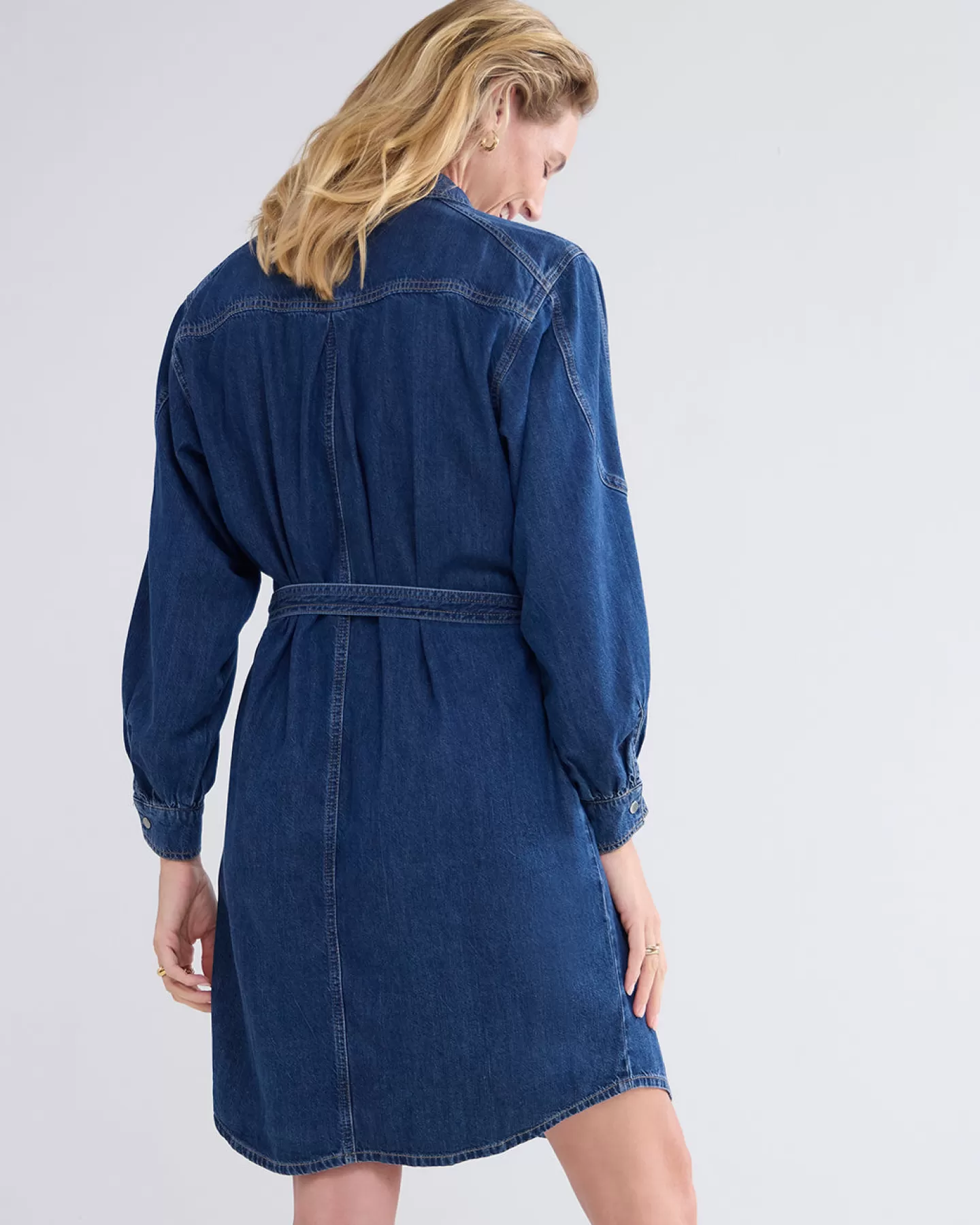 Robe Chemise Élégante en Dénim Résistant Bleu Nuit - Collection Summum
