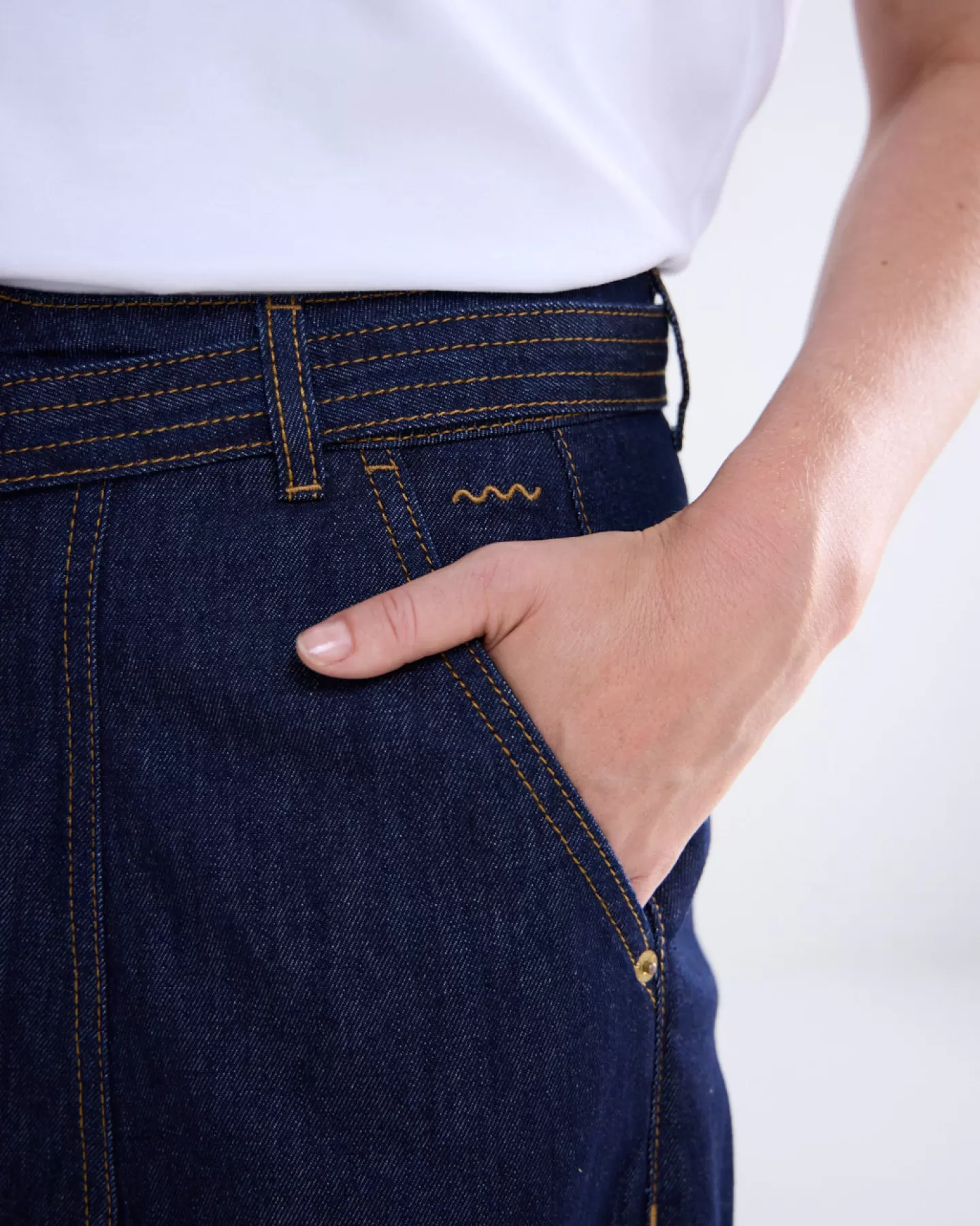 Jean Slim Édition Limitée Rokken - Tissu Denim Résistant, Teinture Bleu Indigo Naturel