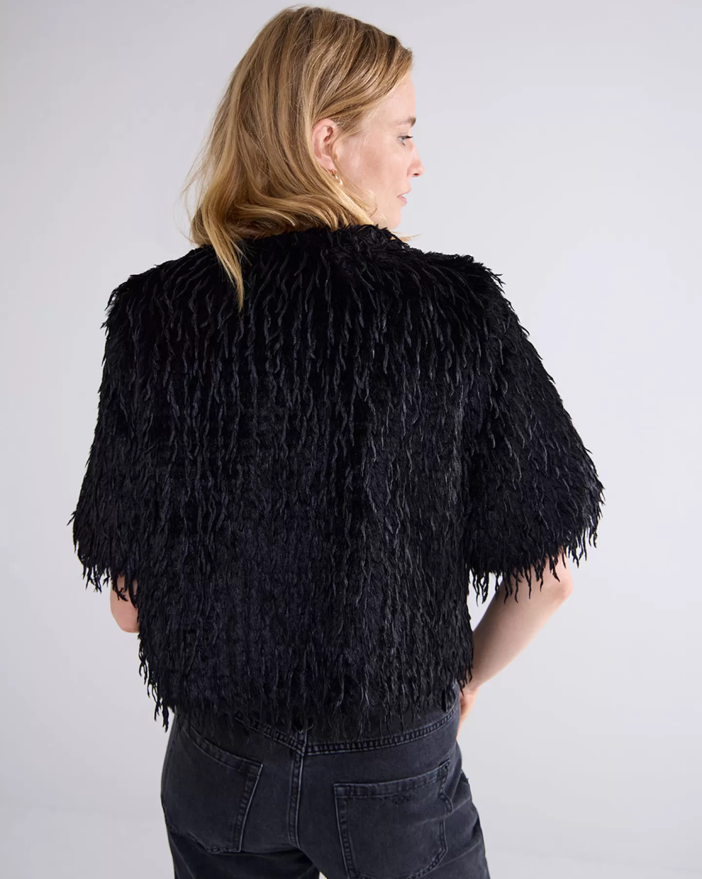 Veste Blazer Élégante en Fausse Plume Noir - Style Tendance Summum