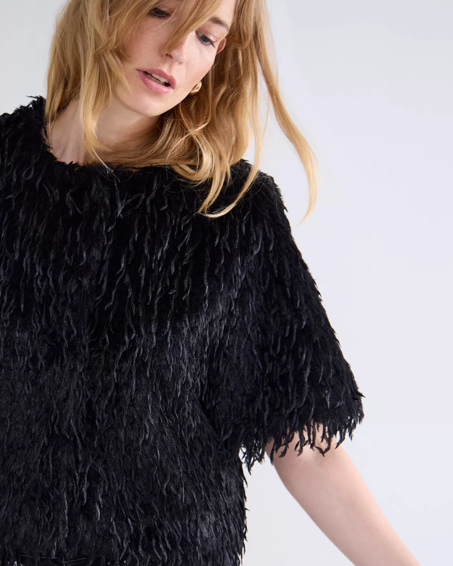 Veste Blazer Élégante en Fausse Plume Noir - Style Tendance Summum