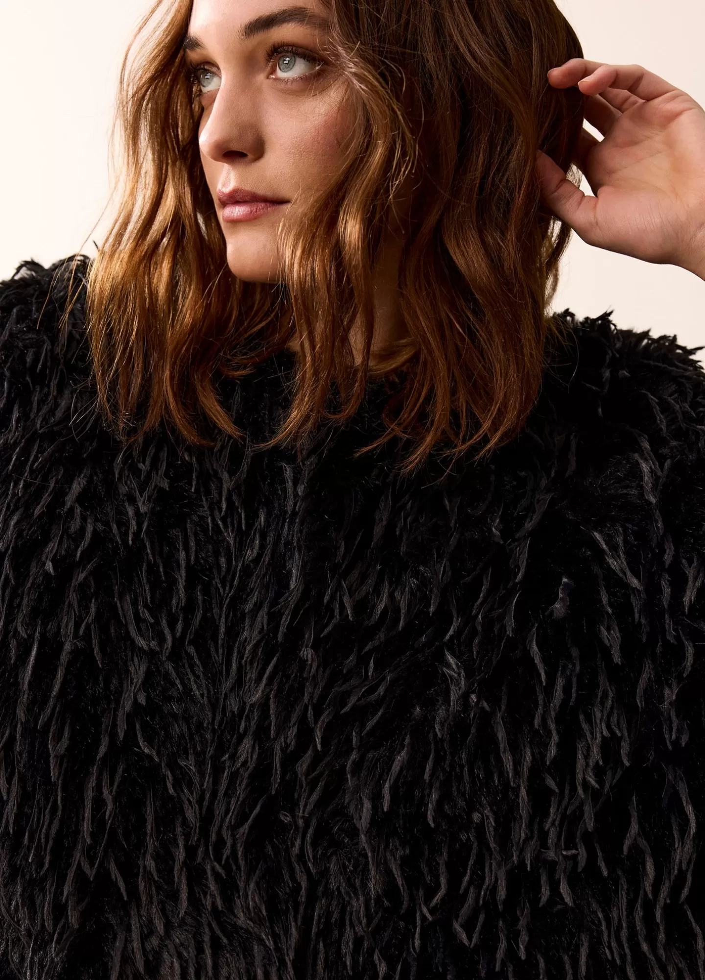 Veste Blazer Élégante en Fausse Plume Noir - Style Tendance Summum