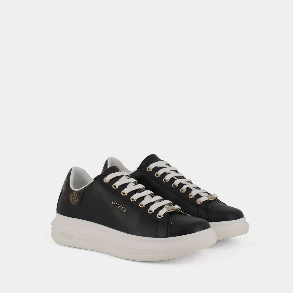 Baskettes GUESS FL7RNOFAL12 Noir - Style décontracté à prix doux pour un look urbain