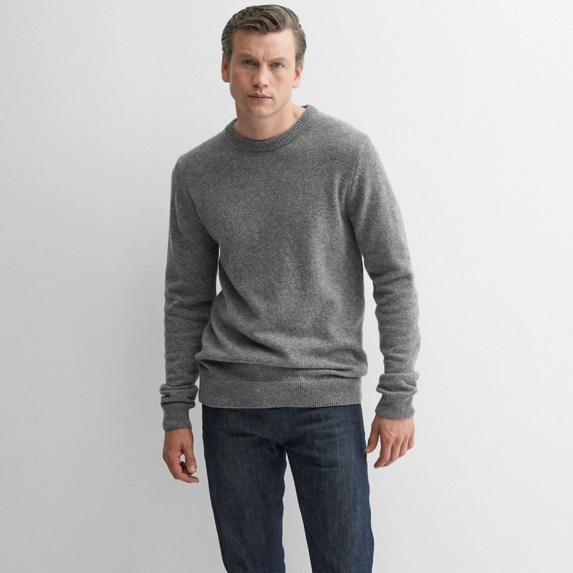 Élégant Pull Homme Oliver Sweeney - Laine Chinée Gris Tourterelle - Collection Automne-Hiver 

（：，