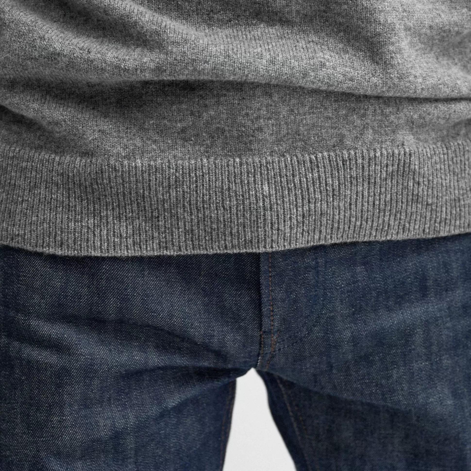 Élégant Pull Homme Oliver Sweeney - Laine Chinée Gris Tourterelle - Collection Automne-Hiver 

（：，