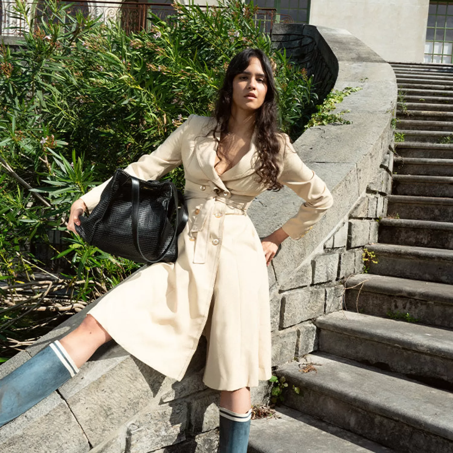 Sac Cabas Géant Craie Studio - Édition Alba en Noir Profond en Promotion Exclusive

(Note : Cette formulation intègre des tournures naturelles en français avec des éléments de marketing émotionnel tout en variant la structure syntaxique et le vocabulaire par rapport à l'original)