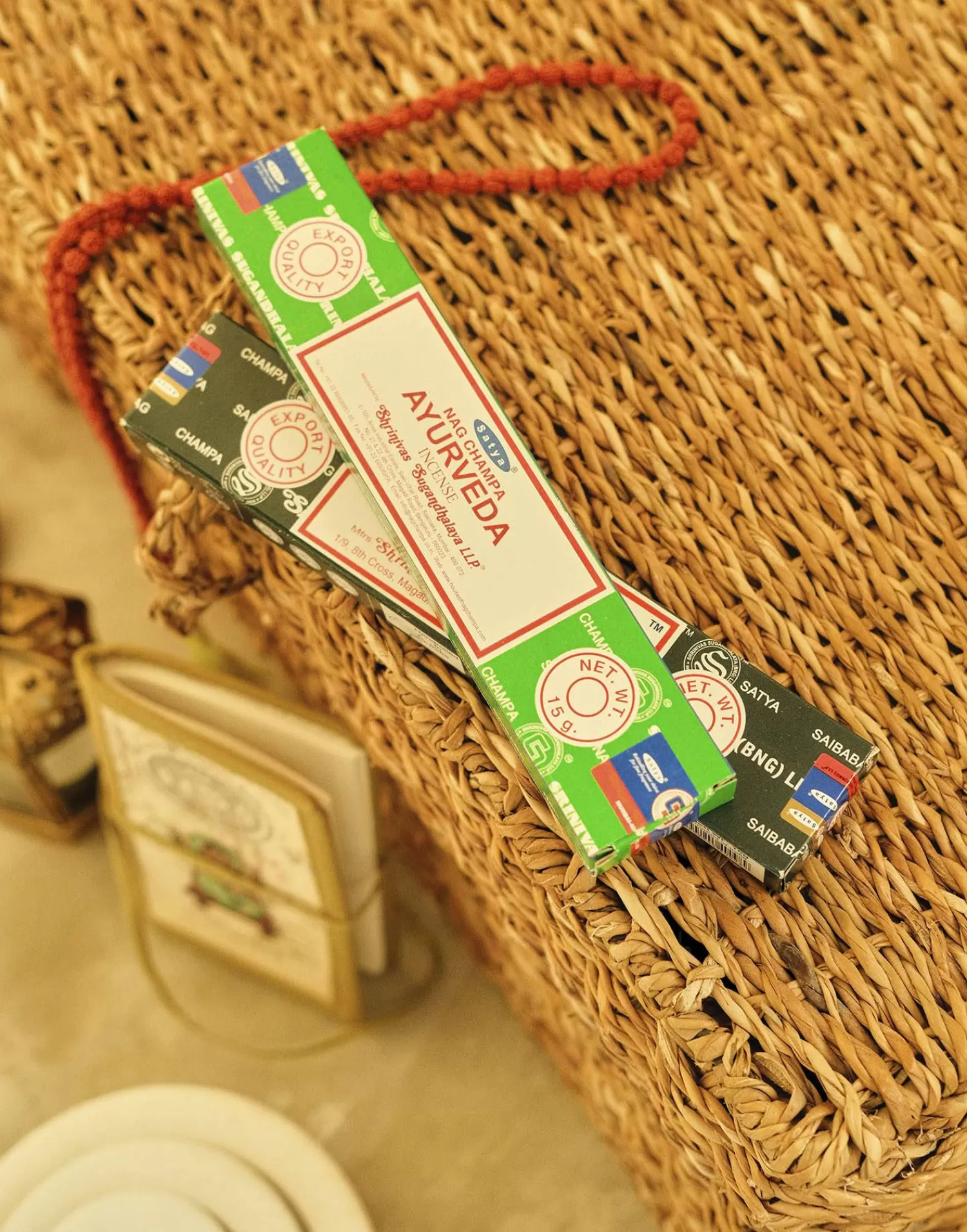 Encens Naturel Nag Champa – Mélange Ayurvédique Artisanal pour la Sérénité