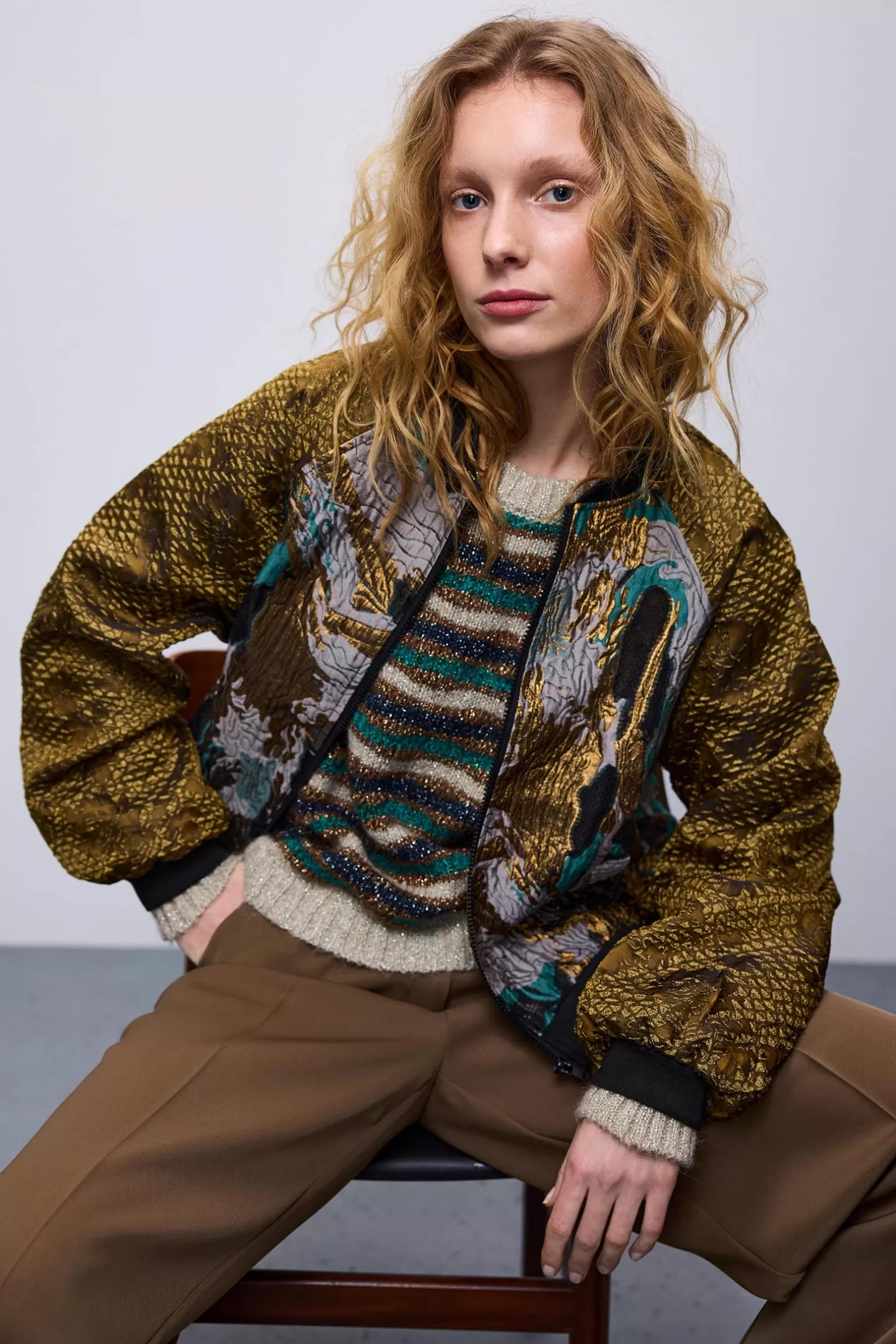 Veste Courte Summum Printemps-Été 2024 - Tissu Jacquard Vert Forêt avec Motif Élégant - Style Urbain Sophistiqué