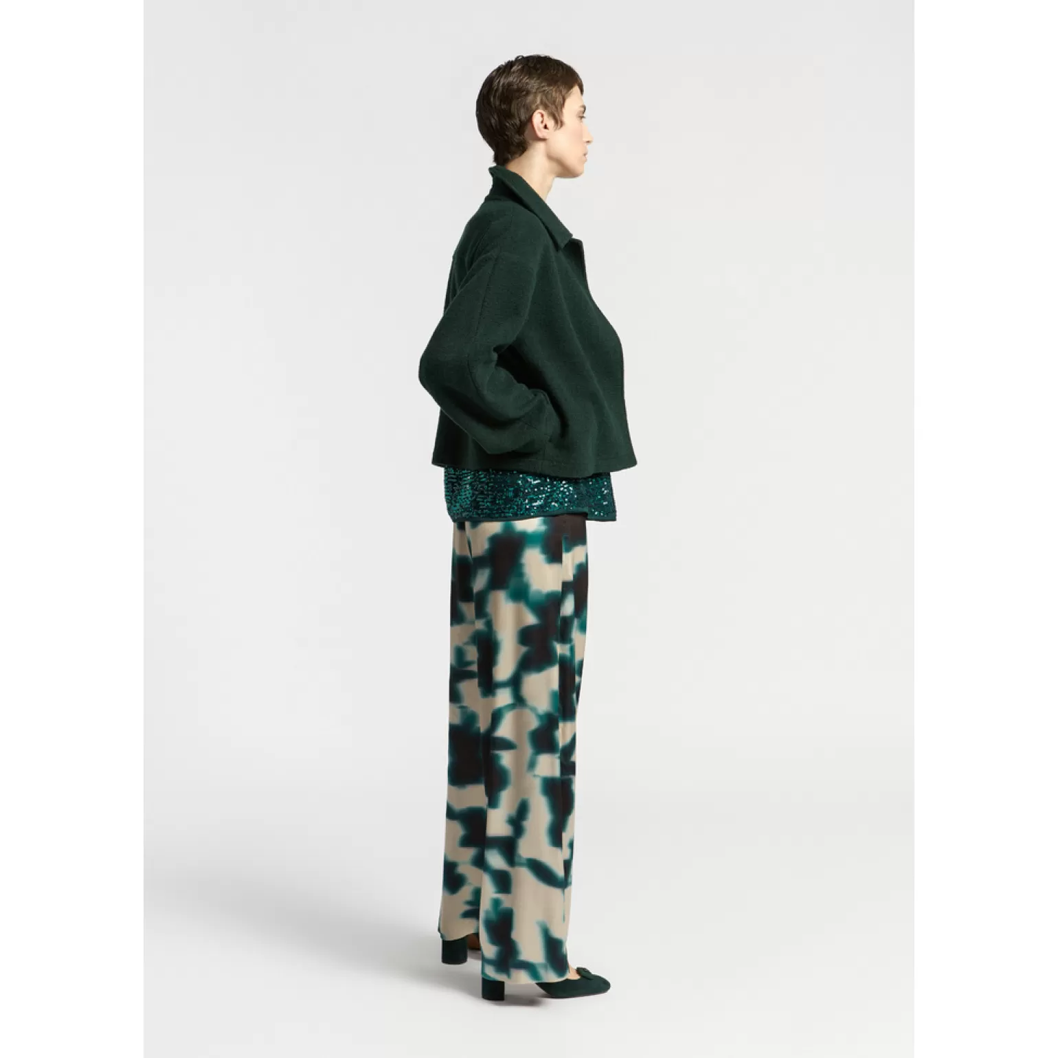 Élégante veste courte à col contrasté - Style urbain printanier | Boutique Xandres