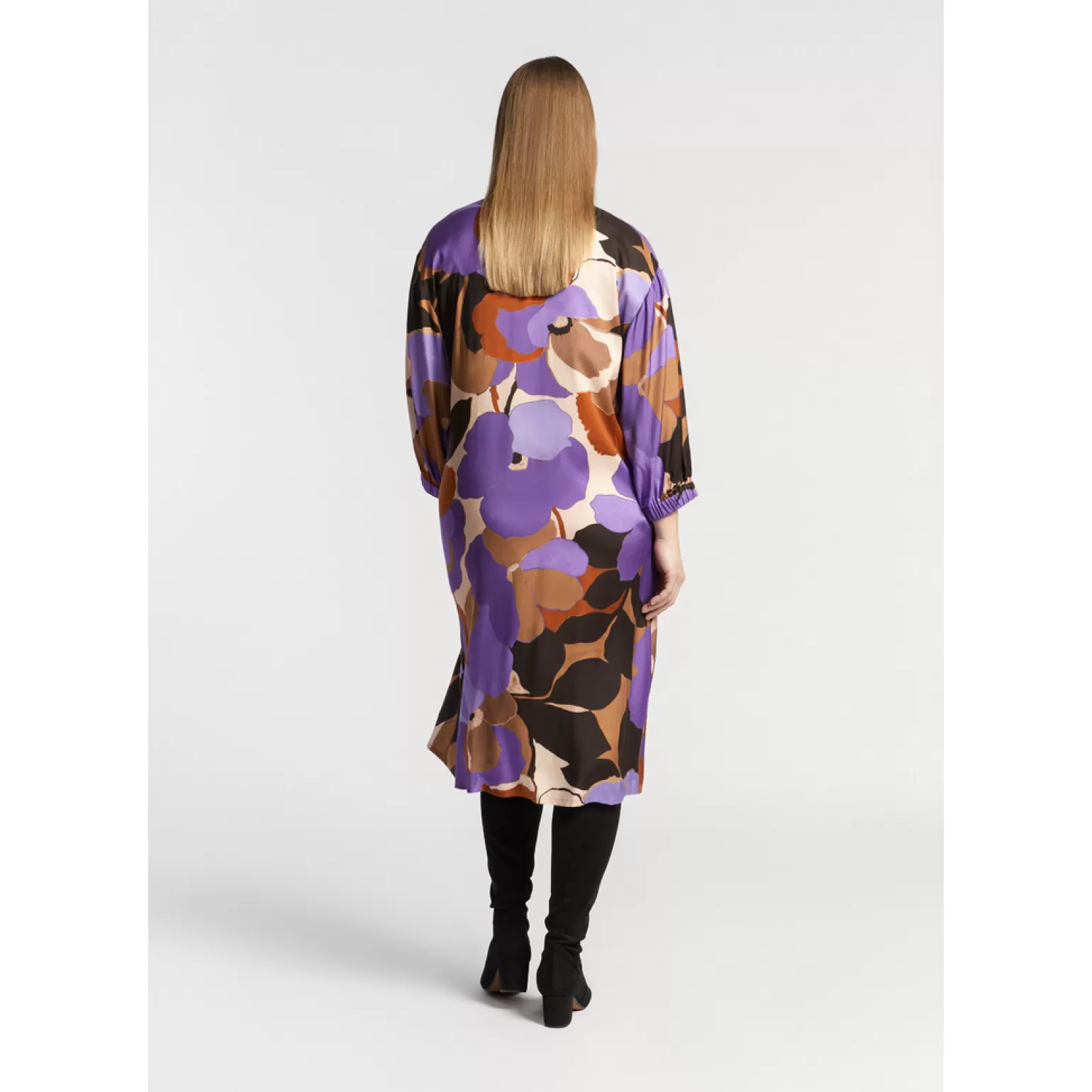 Robe d'été midi Xandres - Imprimé floral romantique sur tissu fluide
