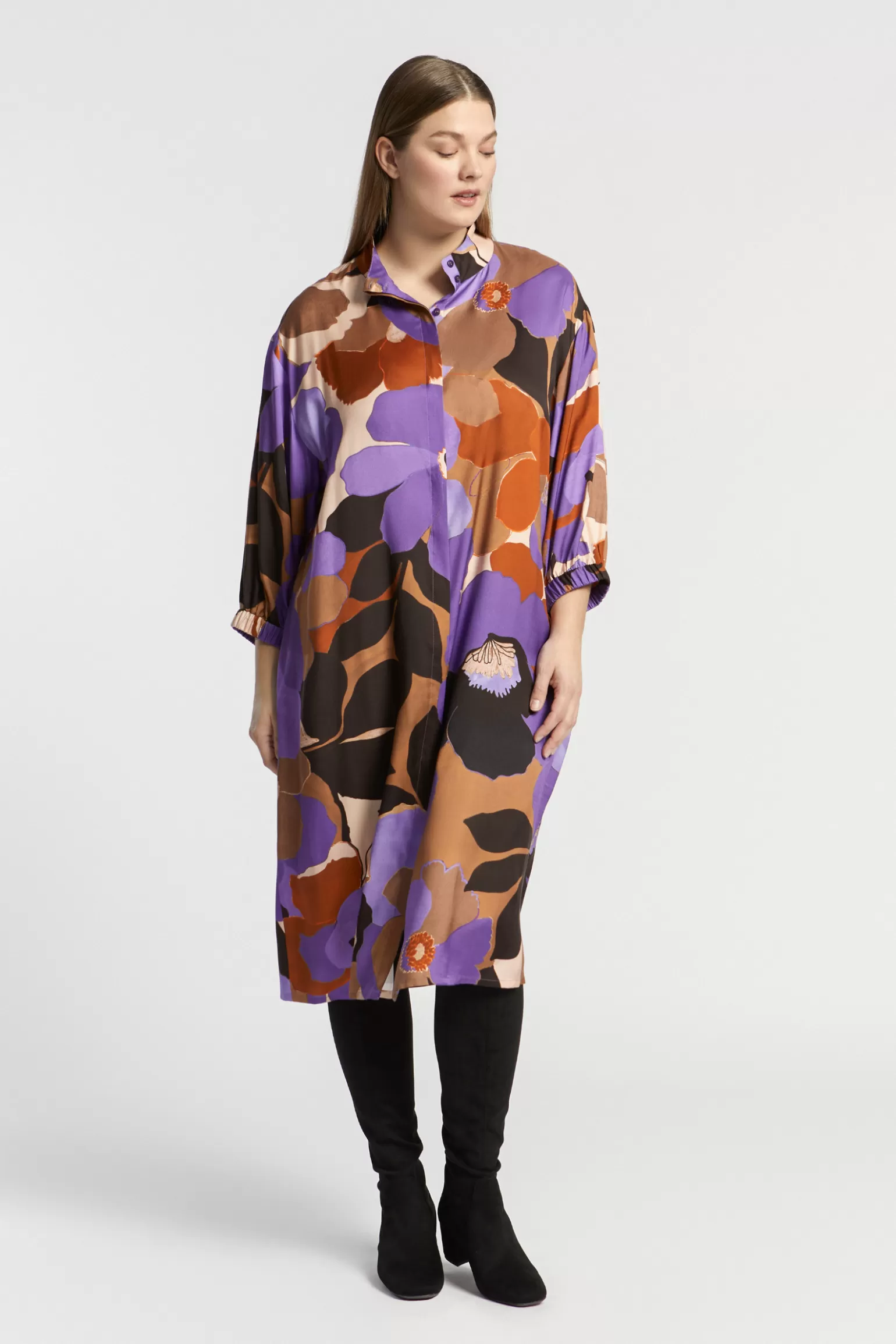 Robe d'été midi Xandres - Imprimé floral romantique sur tissu fluide