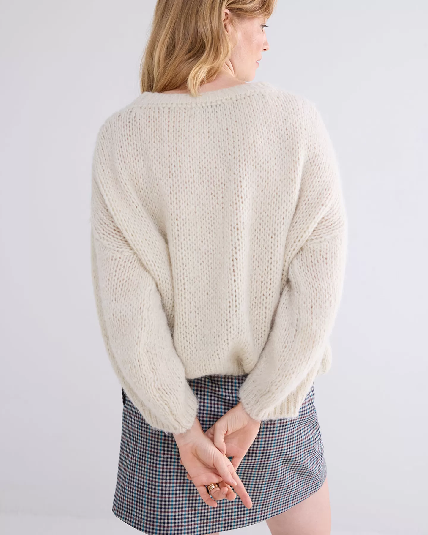 Élégante jupe enveloppante Summum - Motif chromatique vibrante pour style polyvalent
