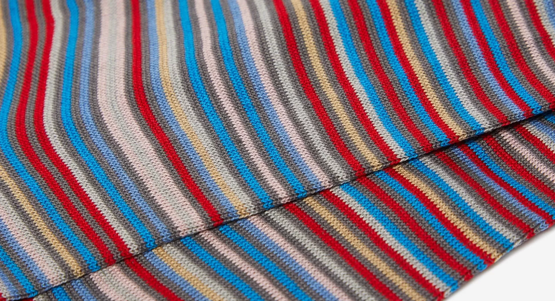 Chaussettes Luxe Oliver Sweeney - Coton du Nil Teinté Bordeaux, Confort Élégant 

(：