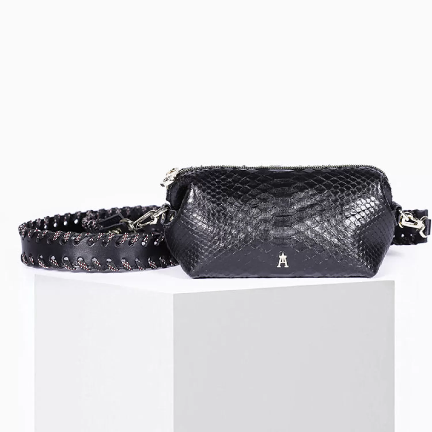 Pochette Nuage en Cuir Python Noir - Accessoire Tendance par Craie Studio