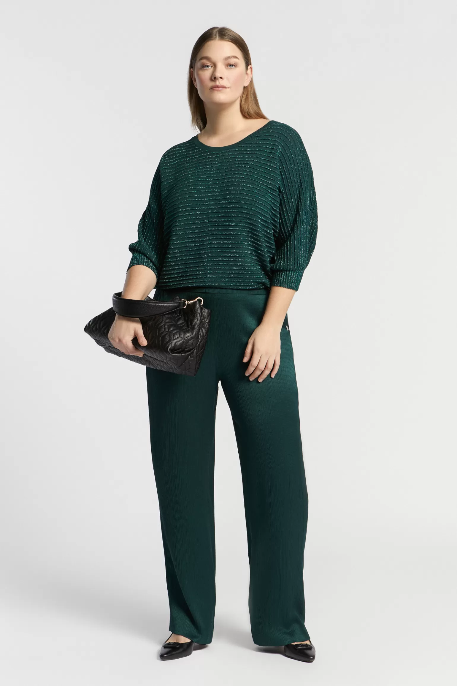 Sweater féminin en tricot élégant avec détails scintillants - Motifs brodés artistiques Xandres Édition Exclusive