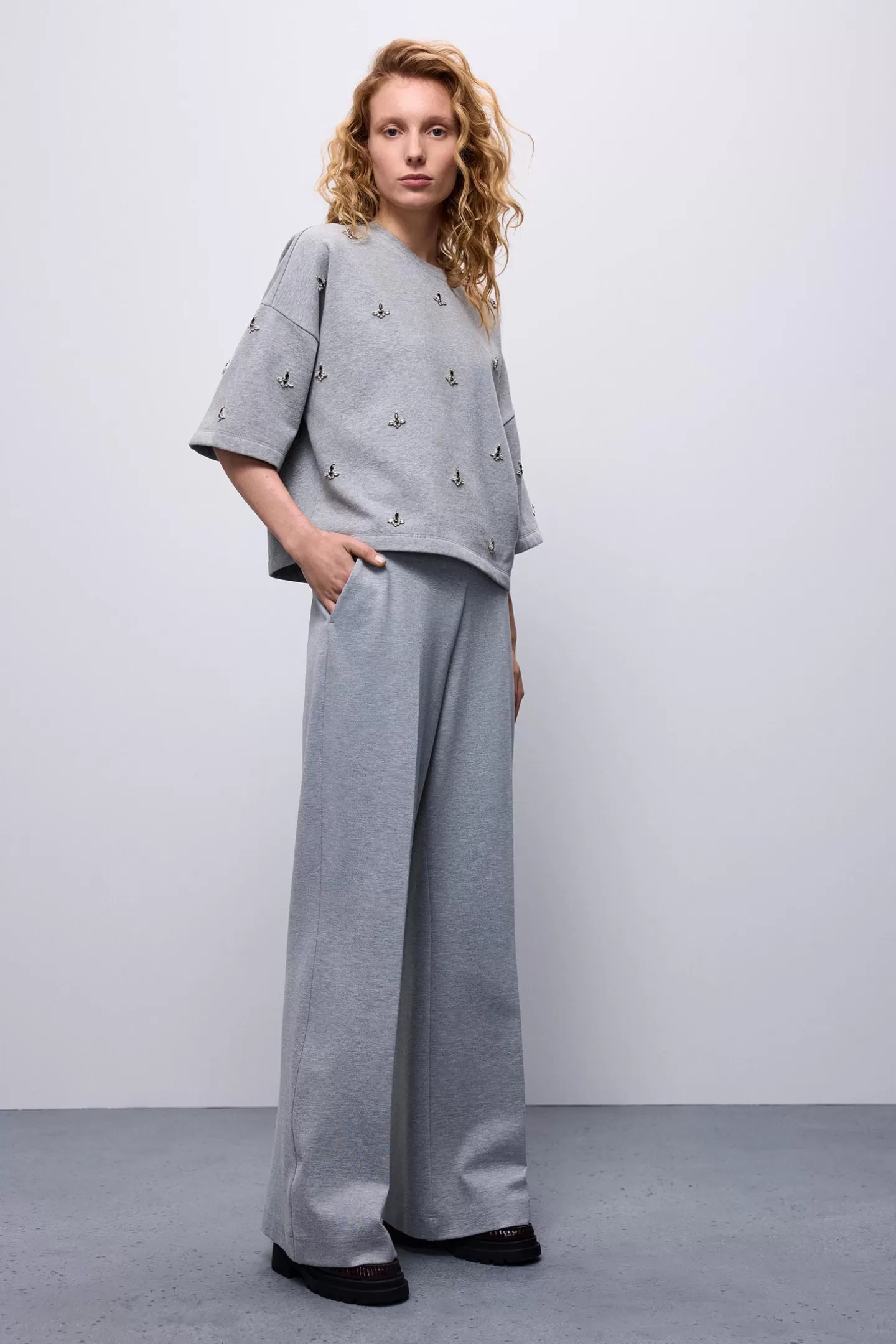 Sweat-shirt Décoré Strass Gris Anthracite - Collection Summum Élégante - Pulls & Gilets Confortables en Coton Souple