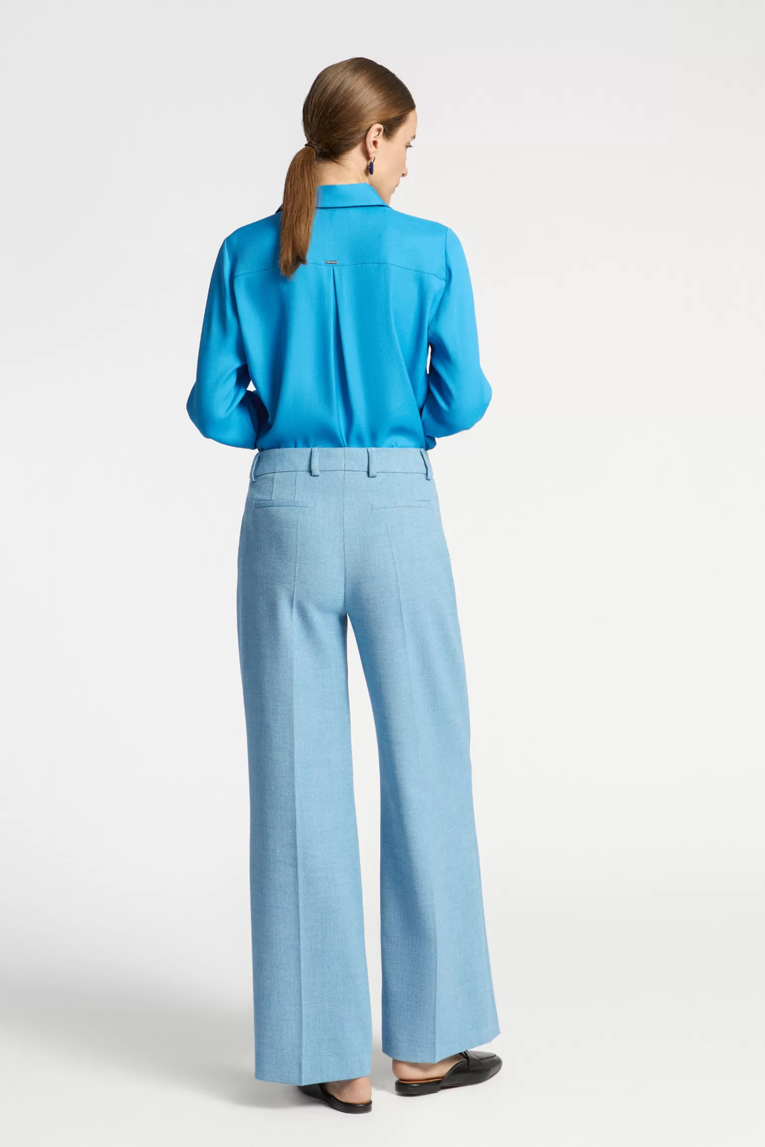 Pantalon élégant à jambes évasées - Coupe intemporelle Xandres pour femme

(：