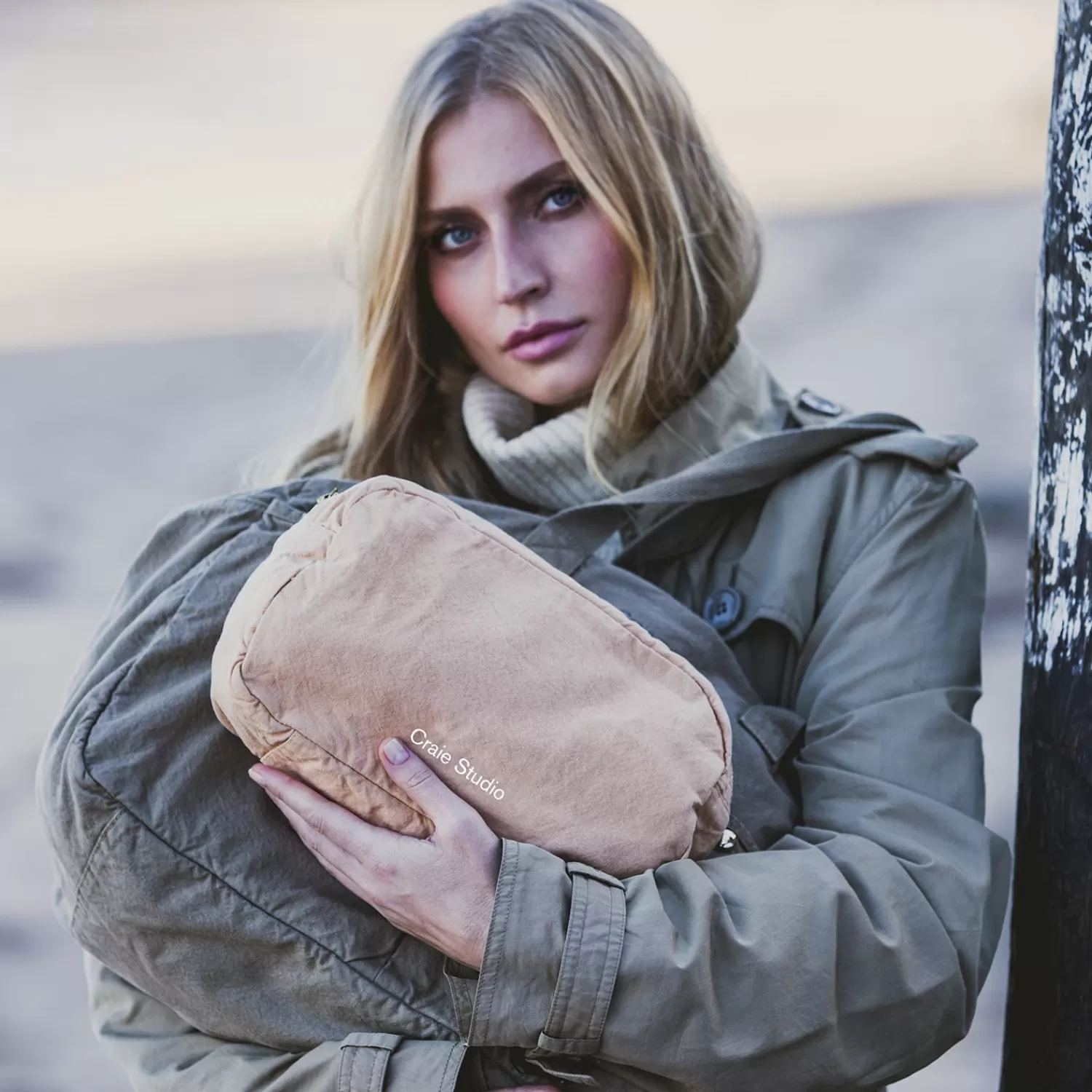 Élégante trousse de voyage en coton doux Craie Studio - Nuance taupe, idéale pour le quotidien