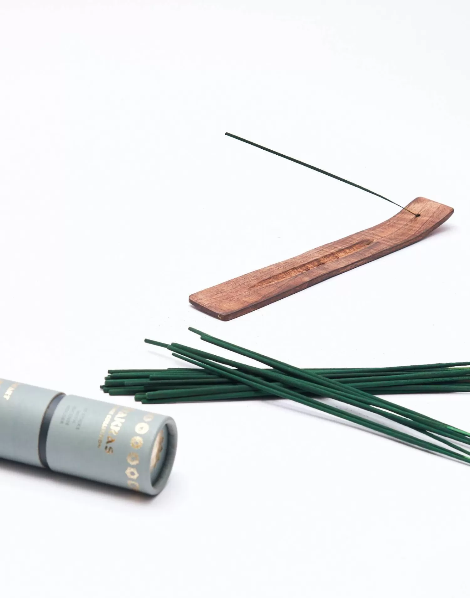 Encens Chakra Équilibrés Natura - Coffret Artisanal aux Essences Vibratoires