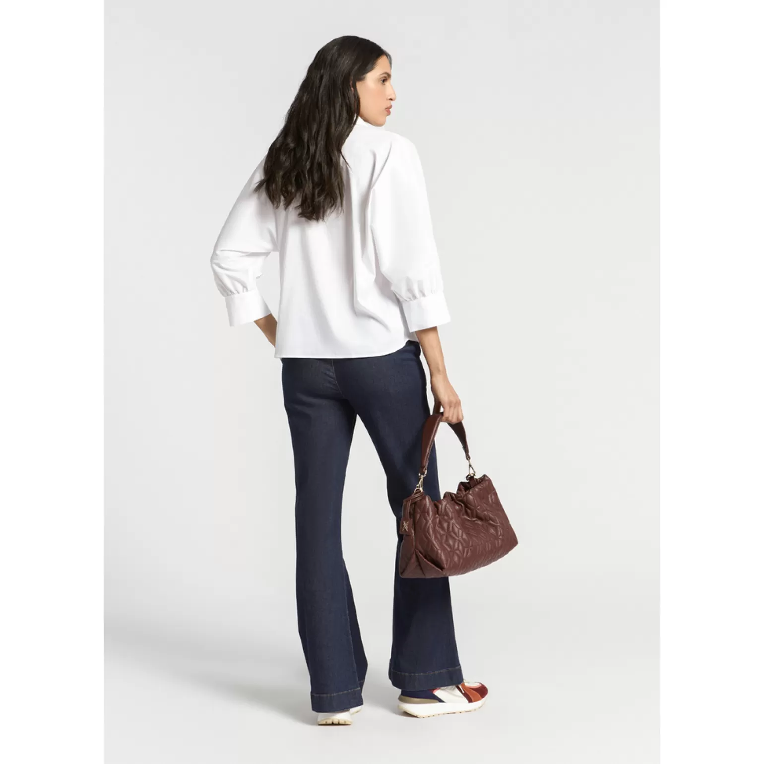 Blouse stylisée col chemisier - Coupe généreuse pour un look sophistiqué Xandres

（：，
