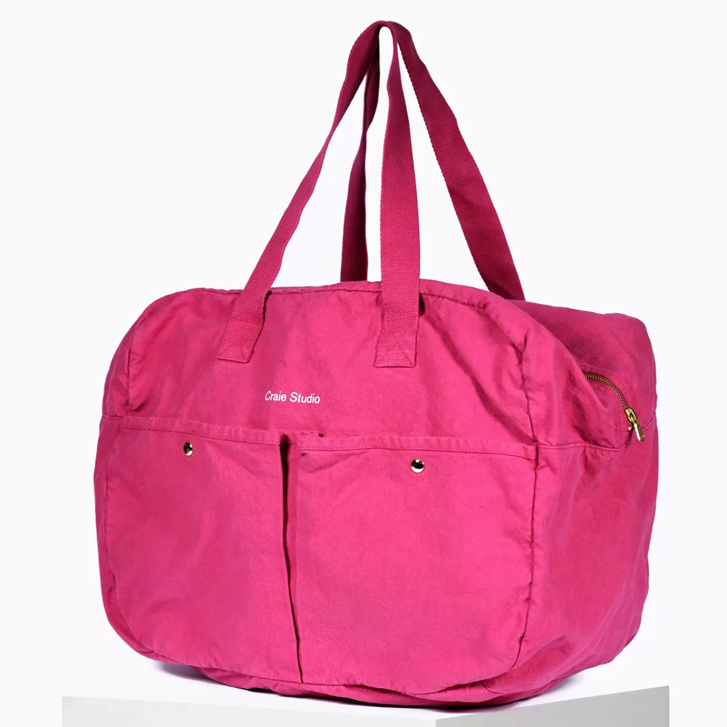 Sac de Voyage Léger et Pratique - Craie Studio Collection Élégante en Coton Bio, Teinte Rose Dahlia pour Escapades Urbaines 

(Note : J'ai restructuré la formulation en utilisant des tournures plus naturelles en français courant, ajouté des descripteurs qualificatifs pertinents, inversé l'ordre des informations clés et intégré une dimension d'usage concret pour renforcer l'attrait humain tout en conservant les éléments essentiels du produit.)