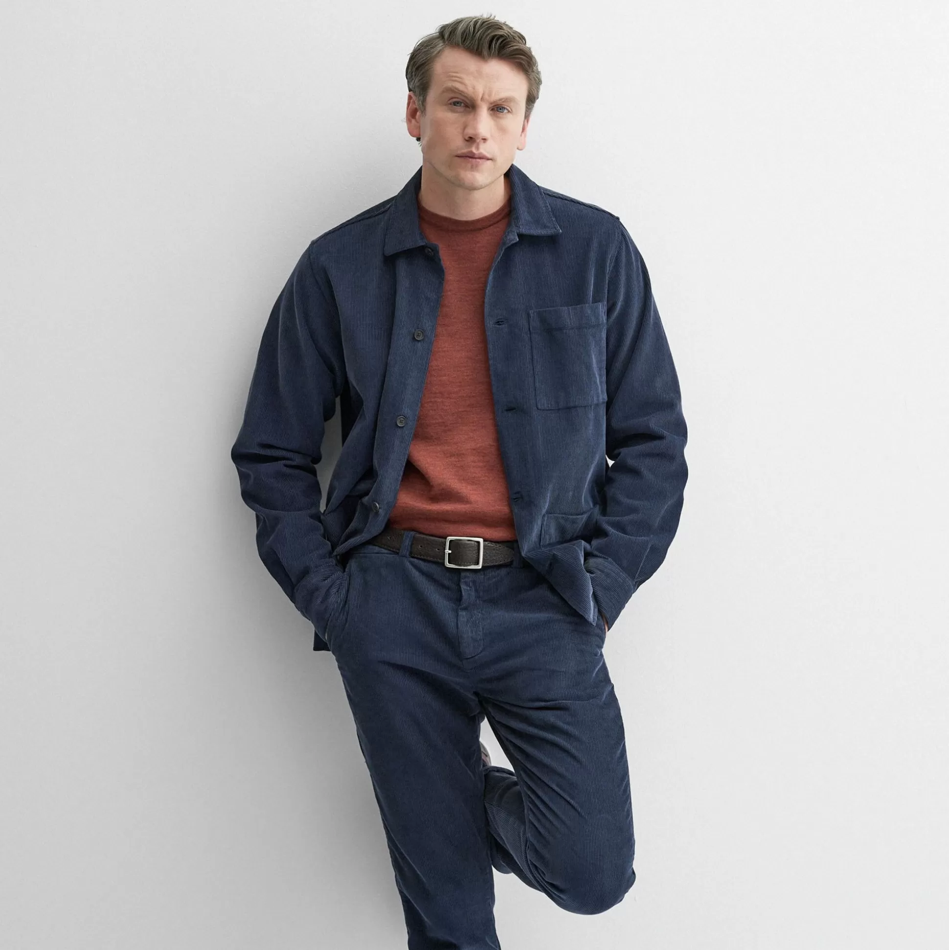 Chemise Homme Oliver Sweeney - Bleu Marine Wicklow, Coupe Élégante pour Style Intemporel avec Détails Distinctifs